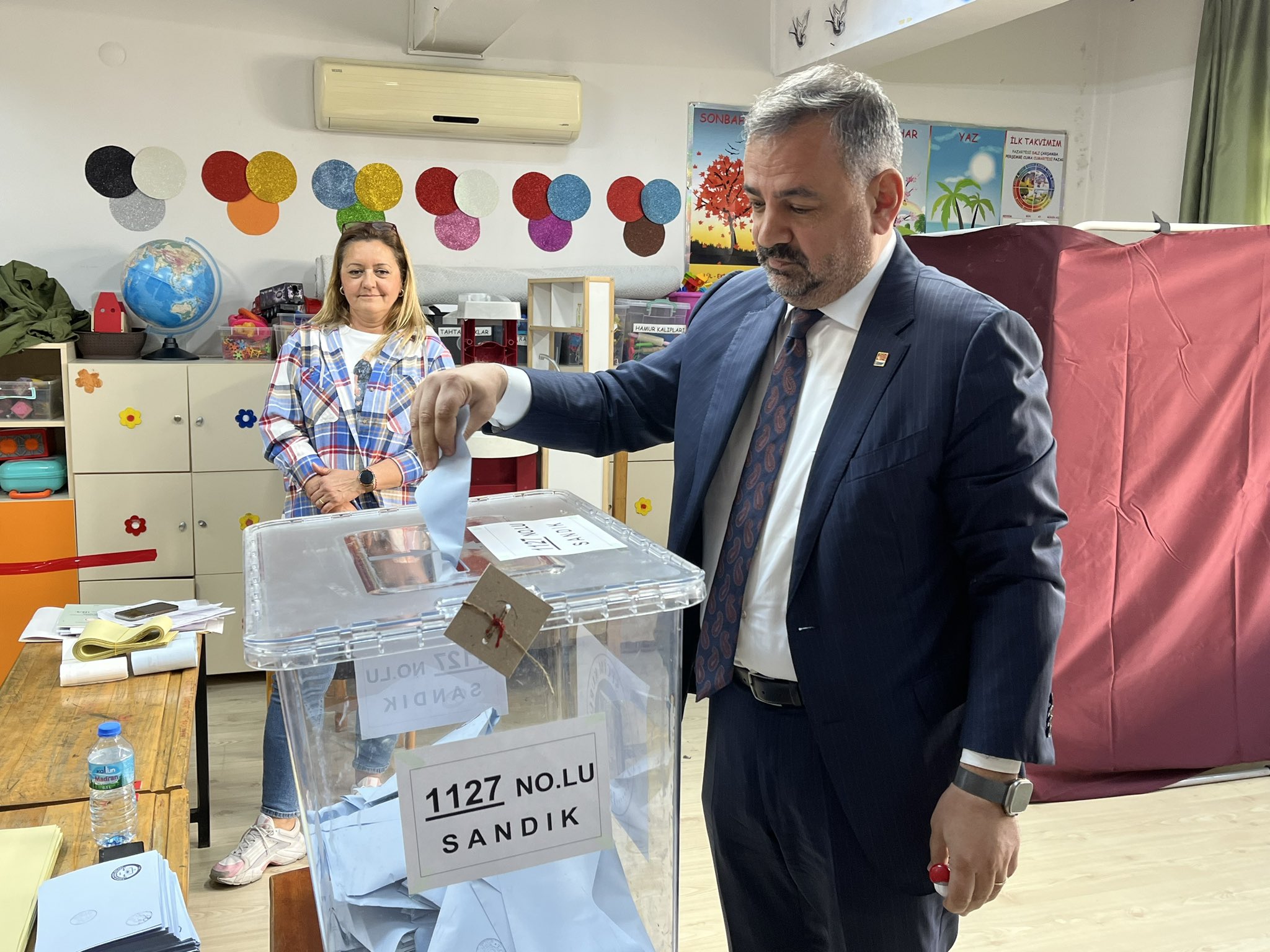 CHP İzmirli siyasiler sandık başında