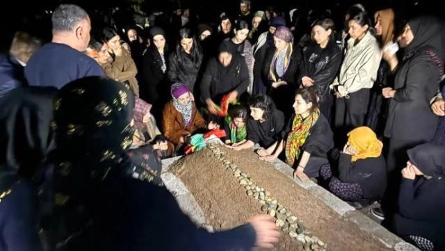 Cenaze sırasında terör örgütü PKK lehine sloganlar atıldı.