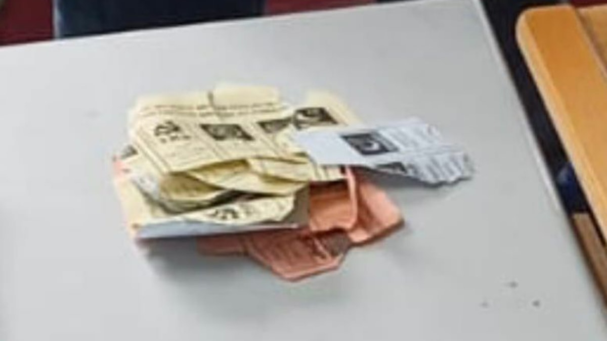 80 oy farkla biten seçimde pusulalar çöpten çıktı