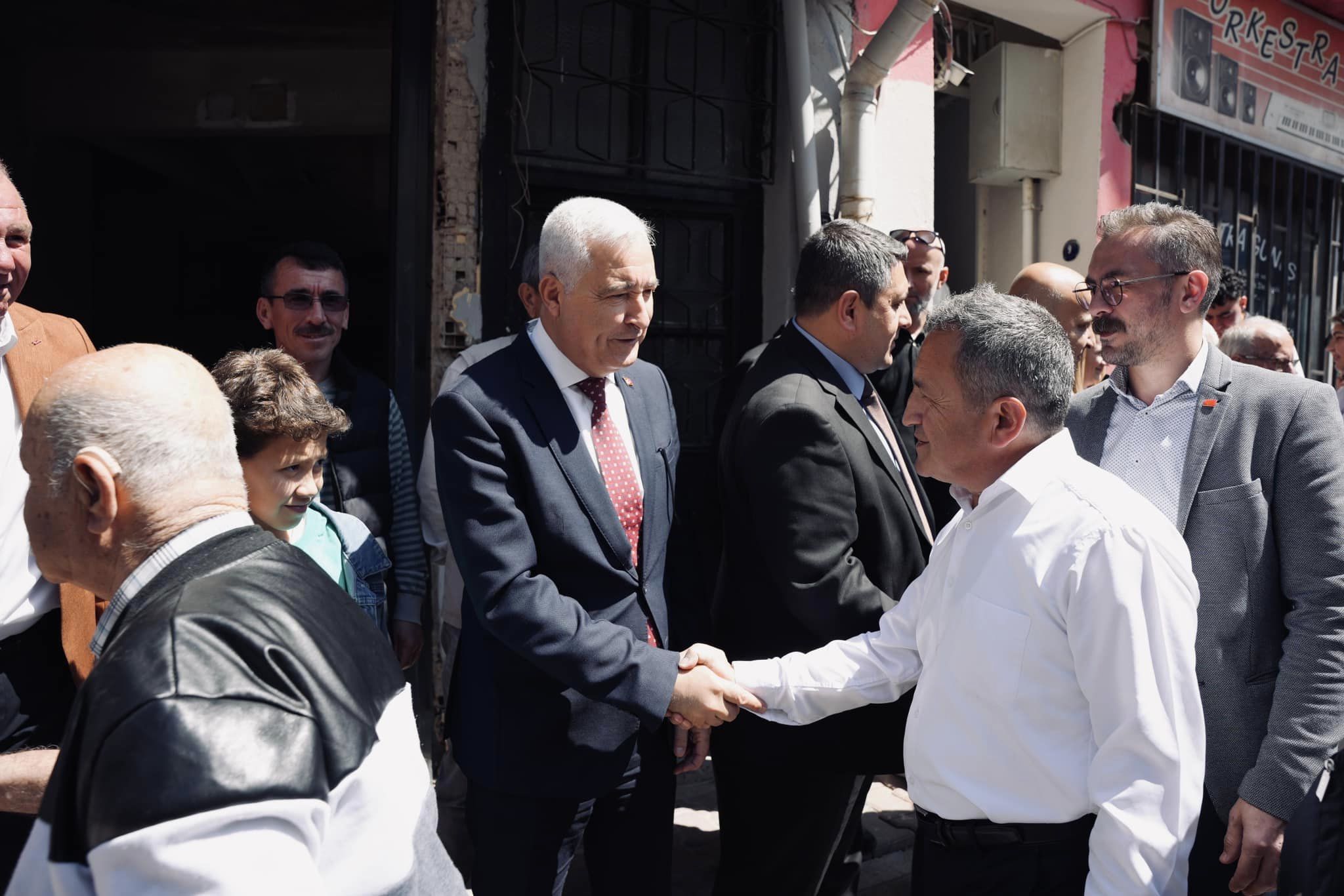 CHP KEMALPAŞA'DA BAYRAMLAŞMA TÖRENİ