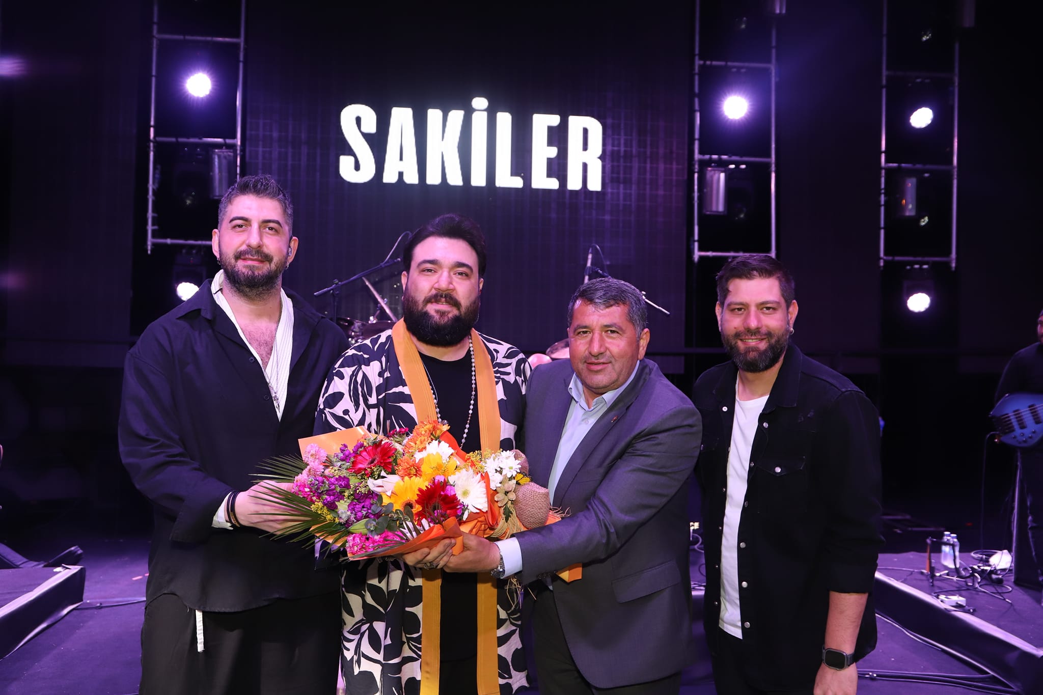 Sakiler'den Bayındır’da Muhteşem Konser