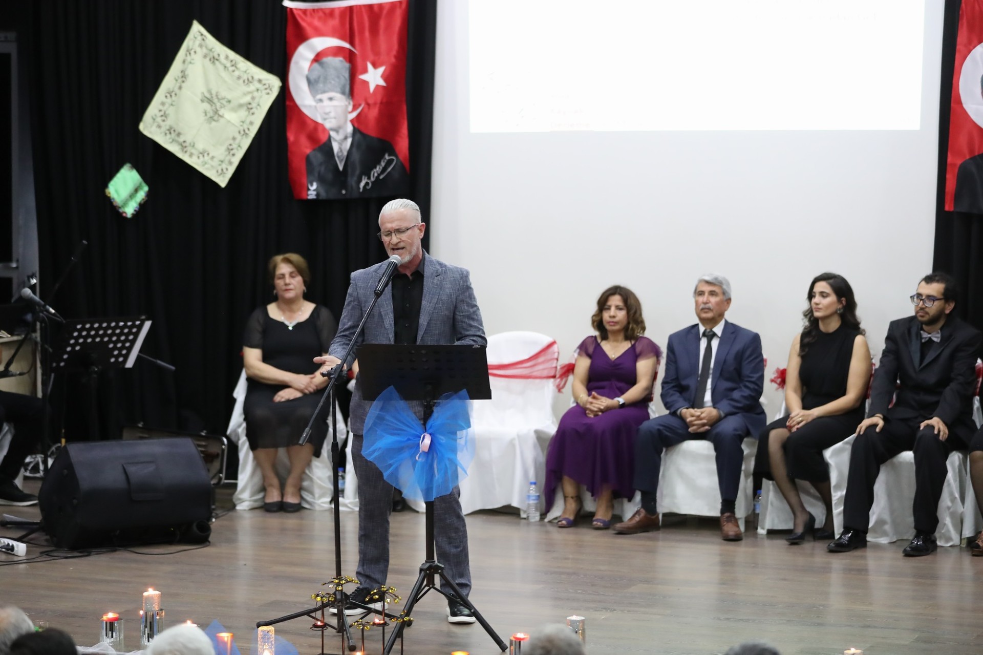 ASEV Koristlerinden Türkü Ziyafeti