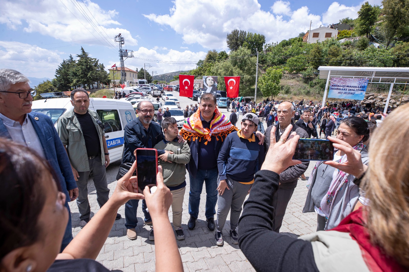 Kayadibi köylülerine Başkan Tugay'dan Hıdırellez sürprizi