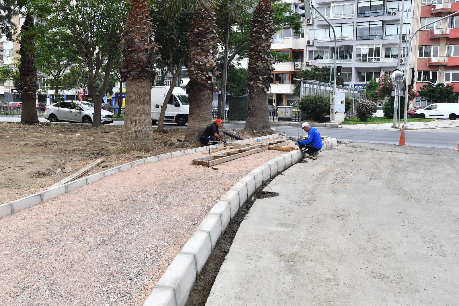 Balçova trafiği çift yön uygulaması ve kavşak düzenlemesi ile nefes alacak