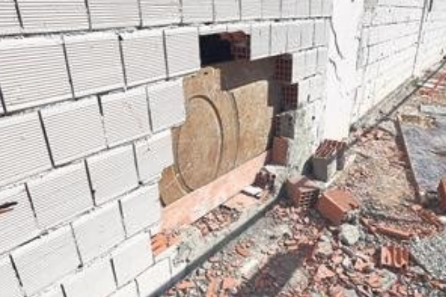 Tarihi Kardiçalı Hanı yine hırsızların hedefi oldu