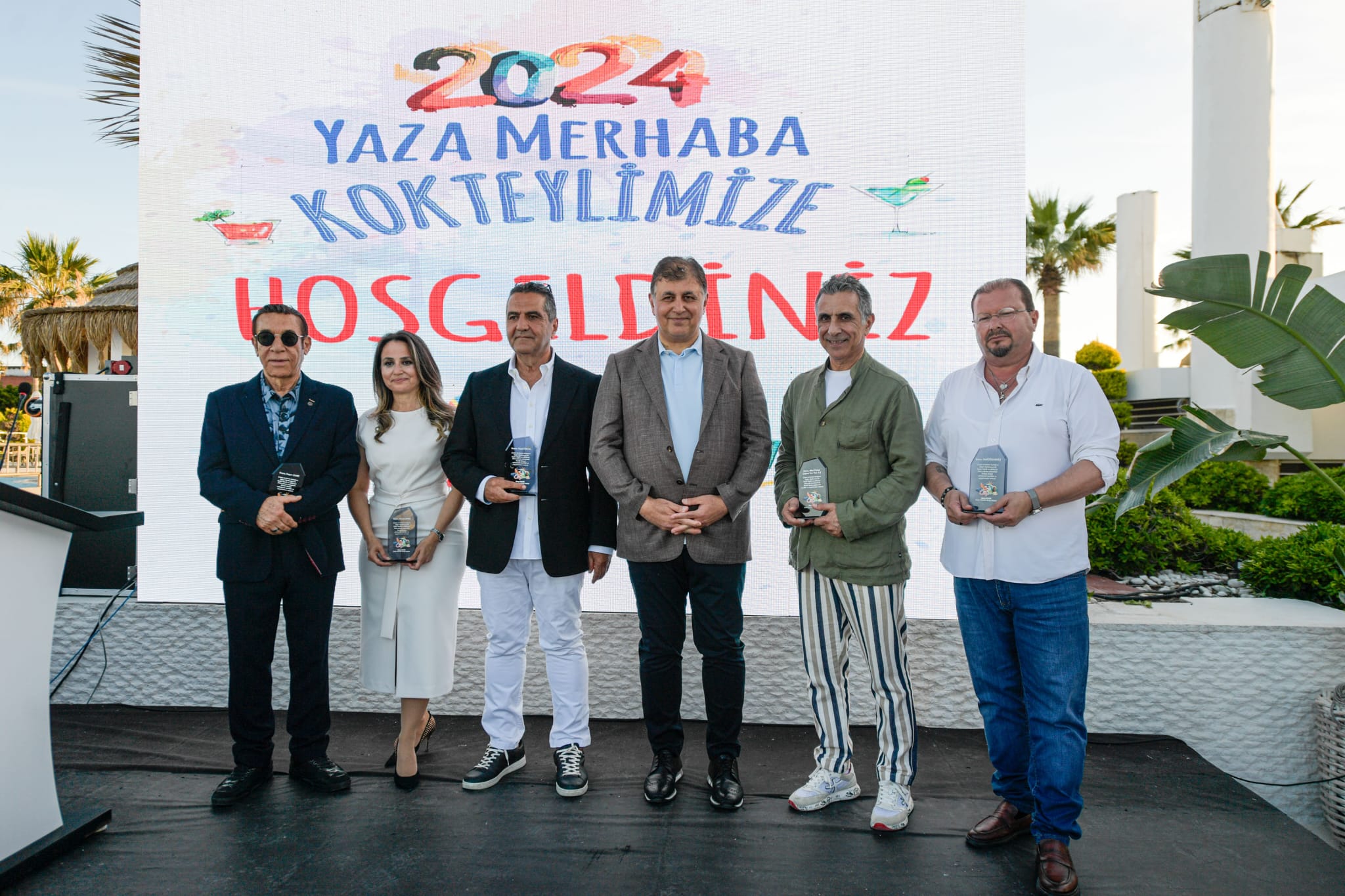 Başkan Tugay'dan turizm mesajı "Torunlarımızın yaşayacağı Çeşme'yi hayal ederek adım atmalıyız"