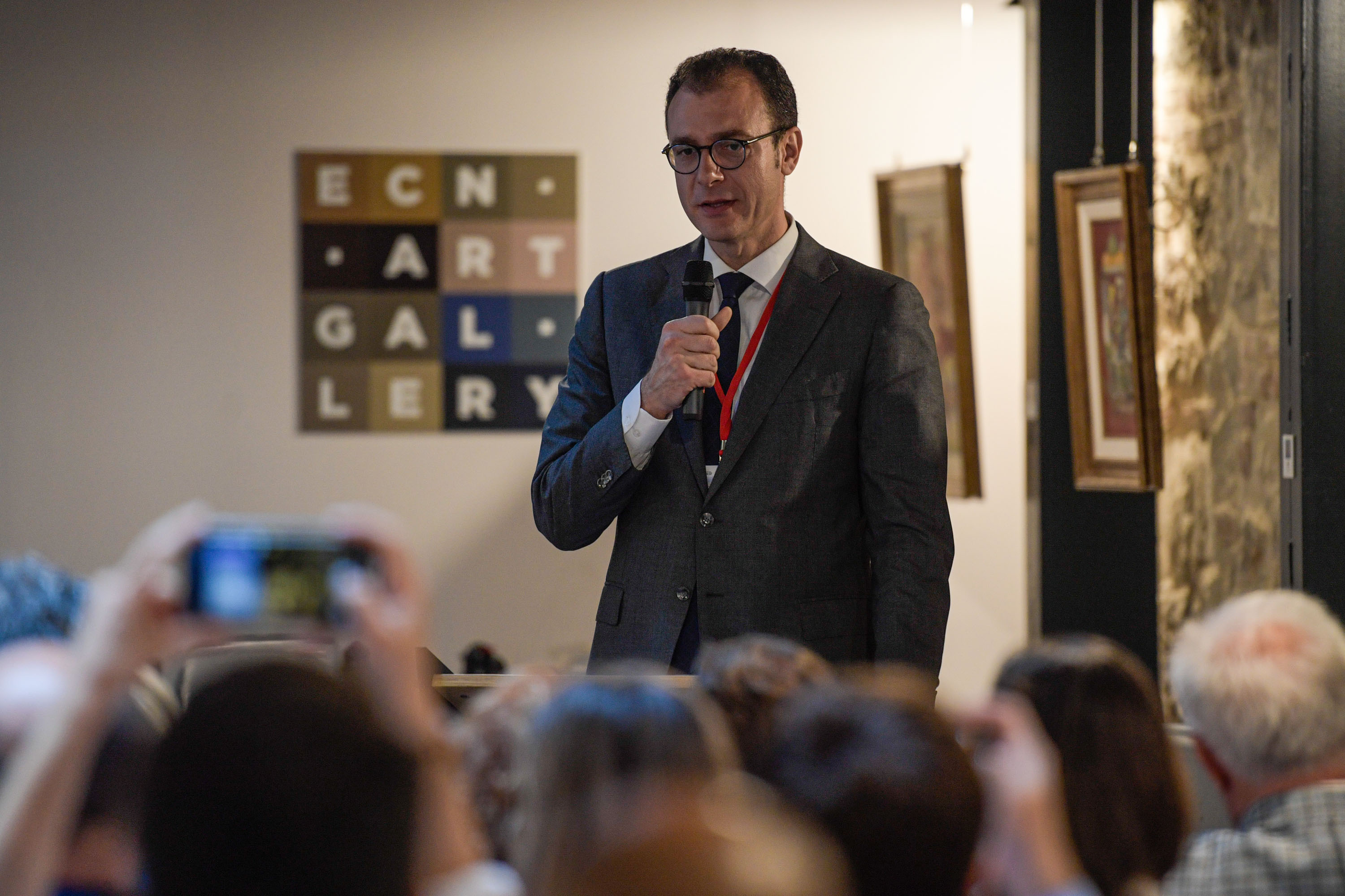 Başkan Tugay: Doğal cennetler niteliksiz turizm çabasıyla işgal edildi