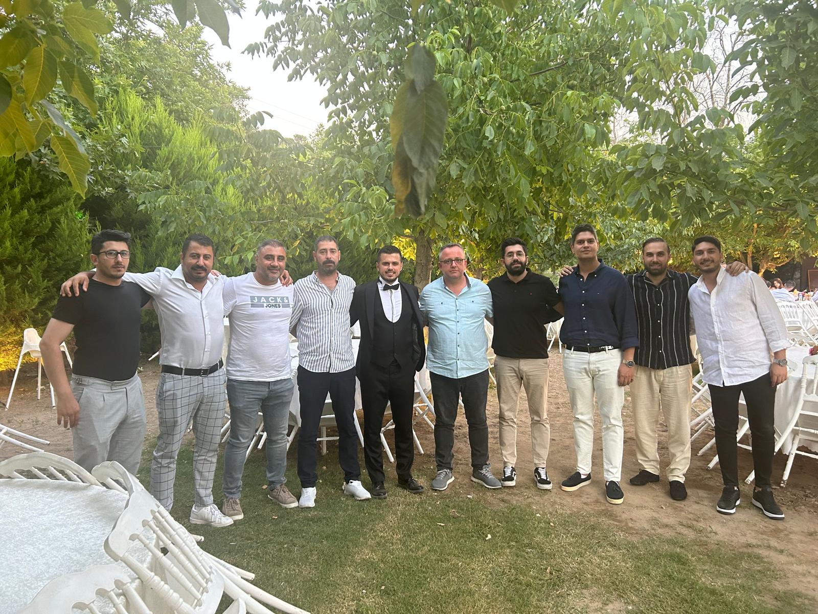 Duran ve Yenginer ailelerinin mutlu günü: Janset ve Kubilay dünya evine girdi