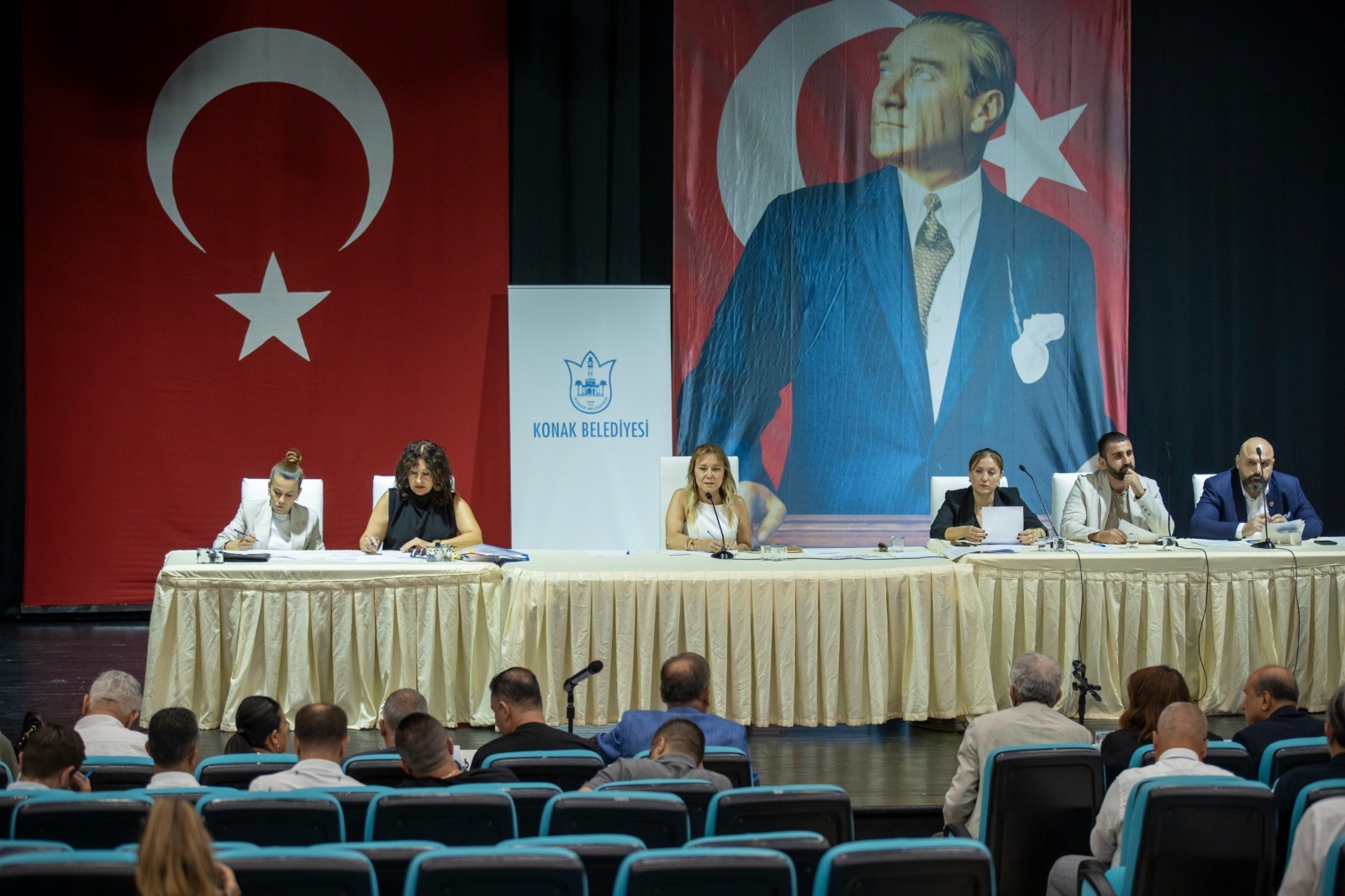 Konak Belediye Meclisi’nin ağustos ayı toplantısı gerçekleştirildi
