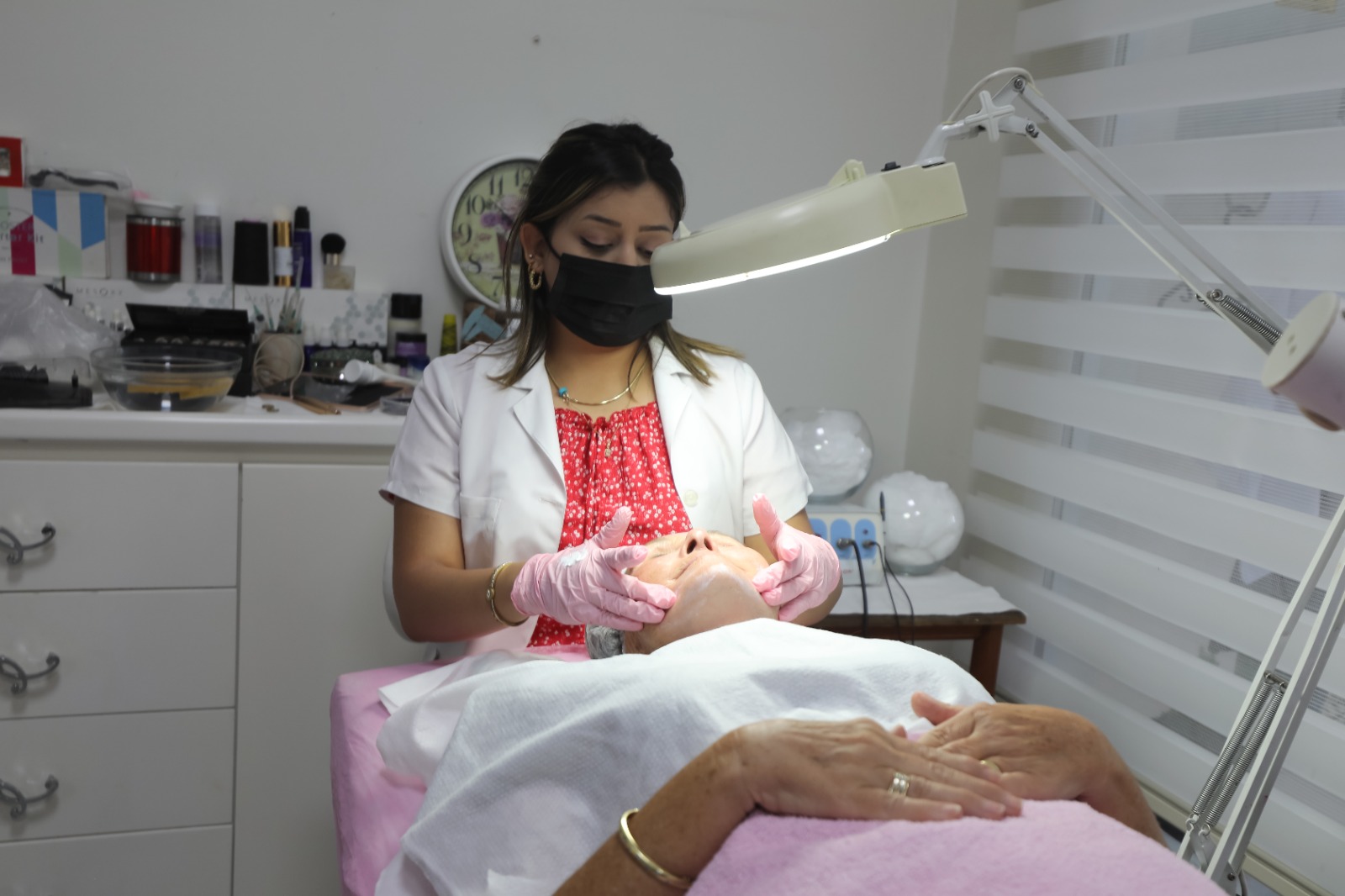 Karşıyaka’da mesleki eğitimle hayaller gerçeğe dönüşüyor