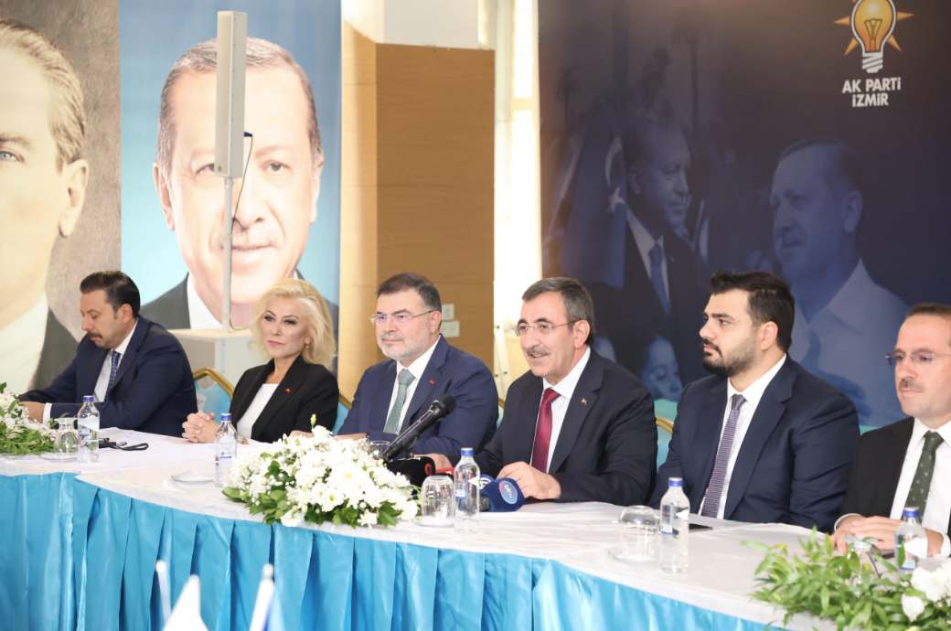 AK Parti teşkilatları tüm Türkiye'de sahaya indi