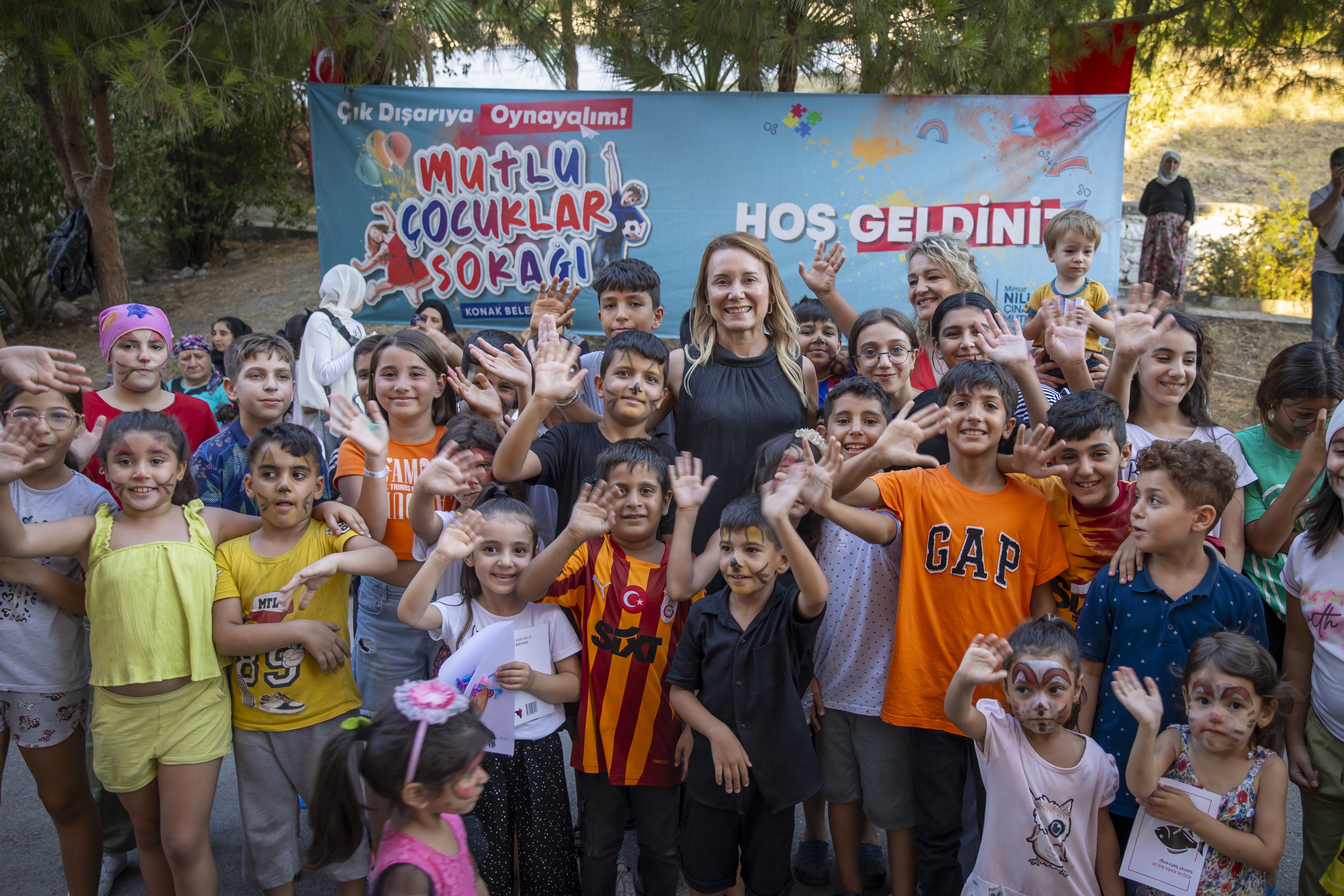 Salih Erkek sordu, Başkan Mutlu cevapladı: "Adil ve Eşitlikçi Bir Konak İçin Çalışıyoruz"