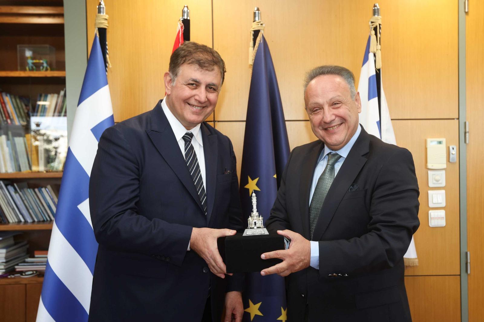 Başkan Cemil Tugay’dan  Selanik’te iş Birliği Adımları