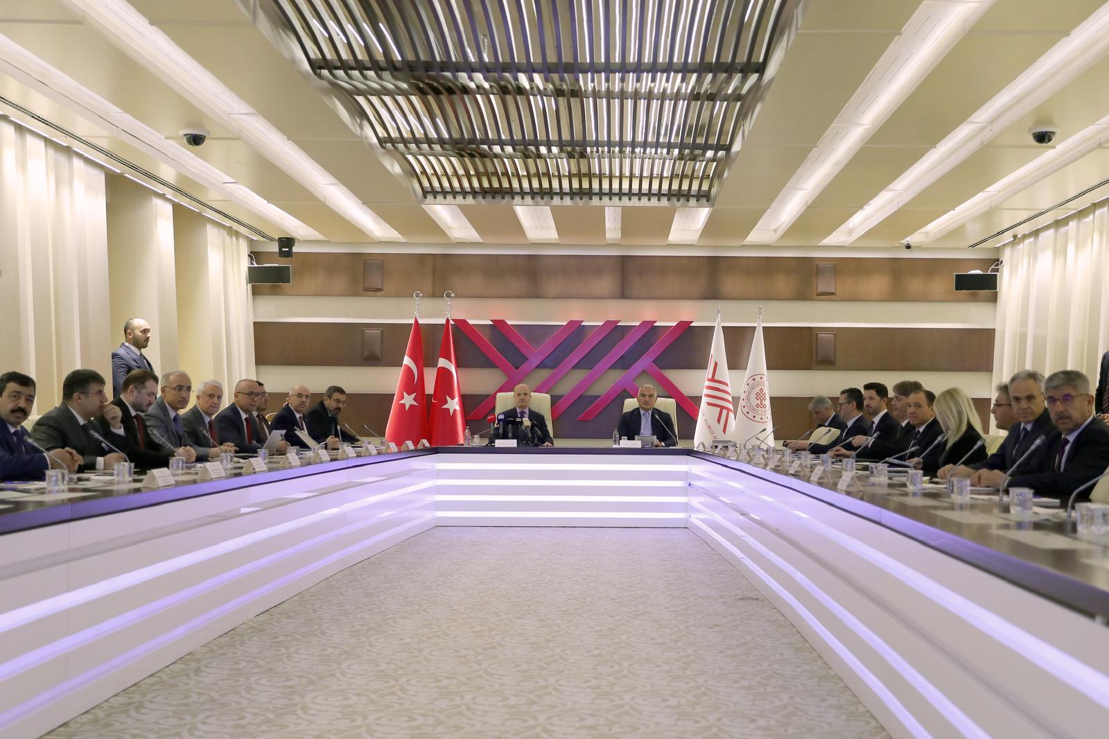 TURİZM EĞİTİMİNDE GÜÇLÜ ADIM: DEÜ PİLOT ÜNİVERSİTE SEÇİLDİ