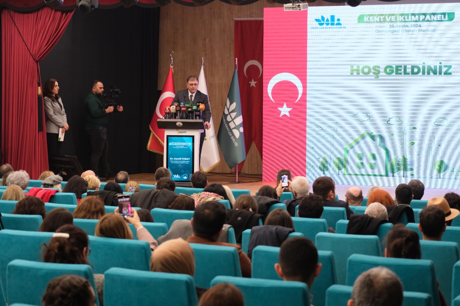 Başkan Tugay'dan iklim krizine karşı "vites yükseltelim" mesajı