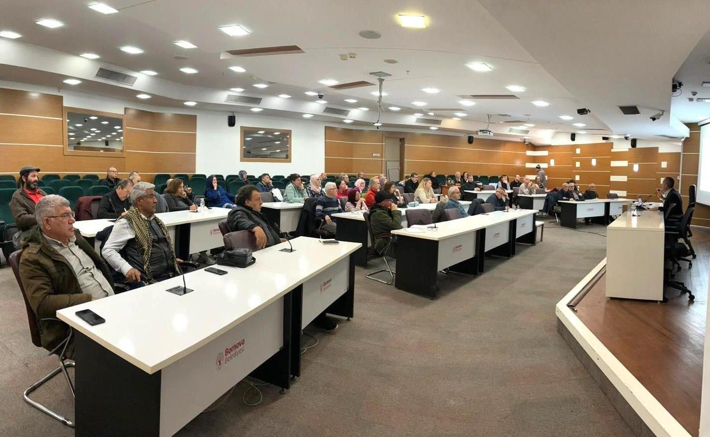 Bornova Belediyesi’nden zeytin üreticilerine destek