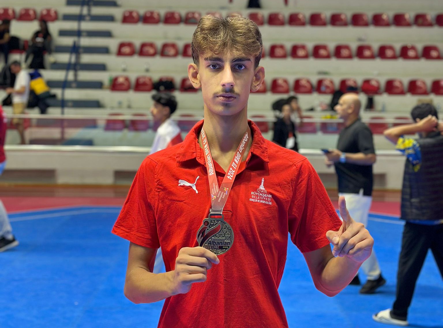 İzmir Büyükşehir Belediyesi 2024’te kupa ve madalyalara doymadı