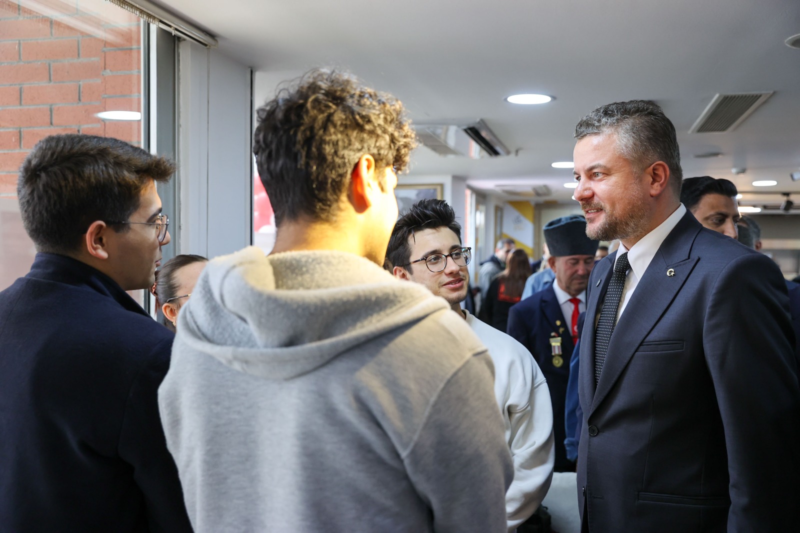 Buca’da gençlere pozitif ayrımcılık