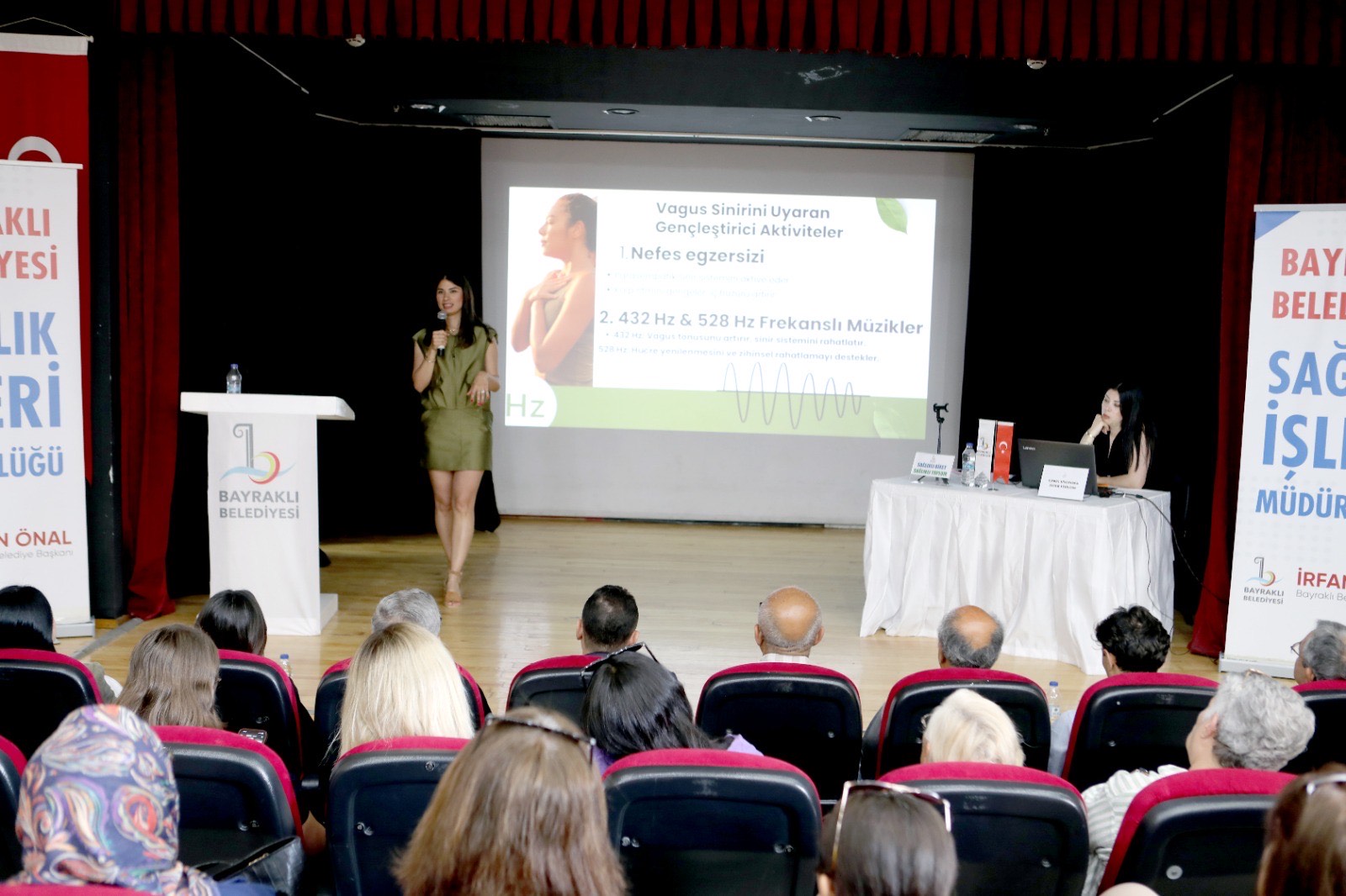 Bayraklı'da sağlıklı ve dengeli beslenme semineri