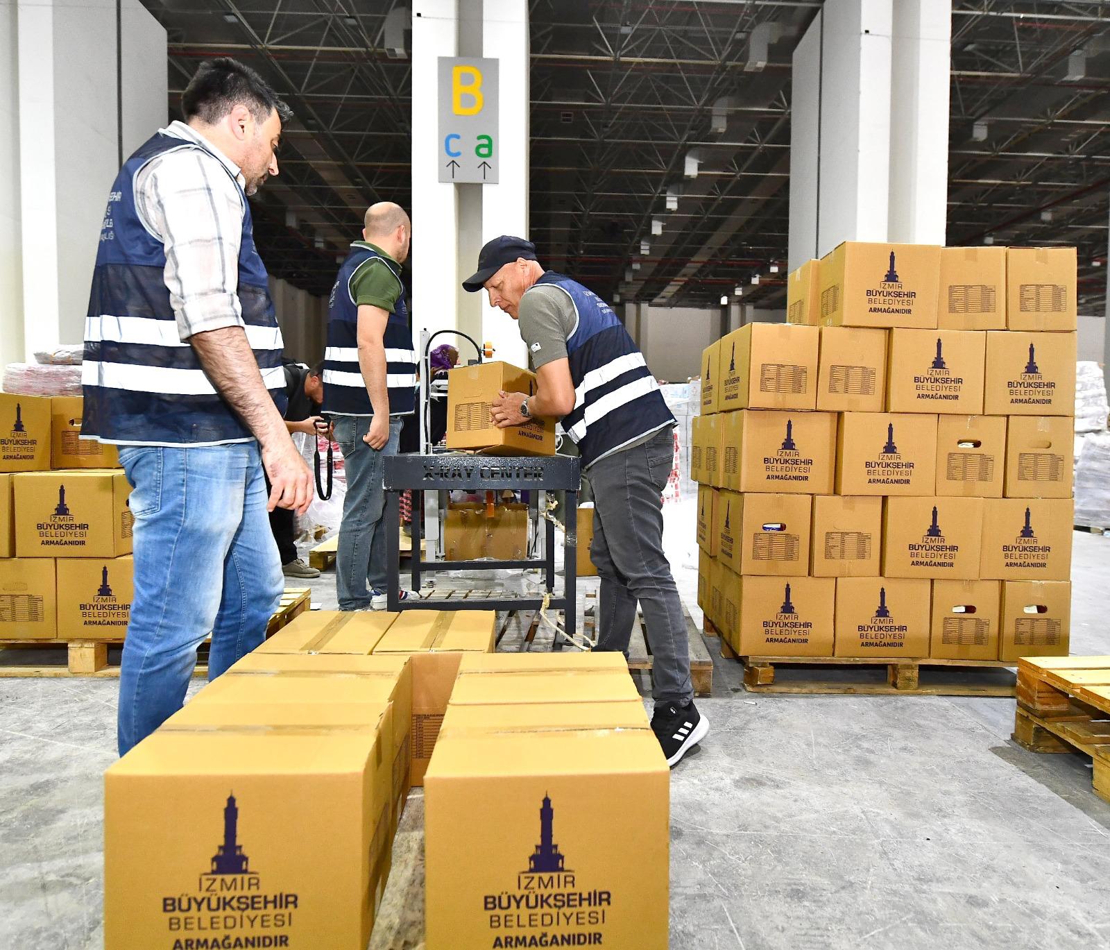 Büyükşehir’den bayram için gıda kolisi desteği