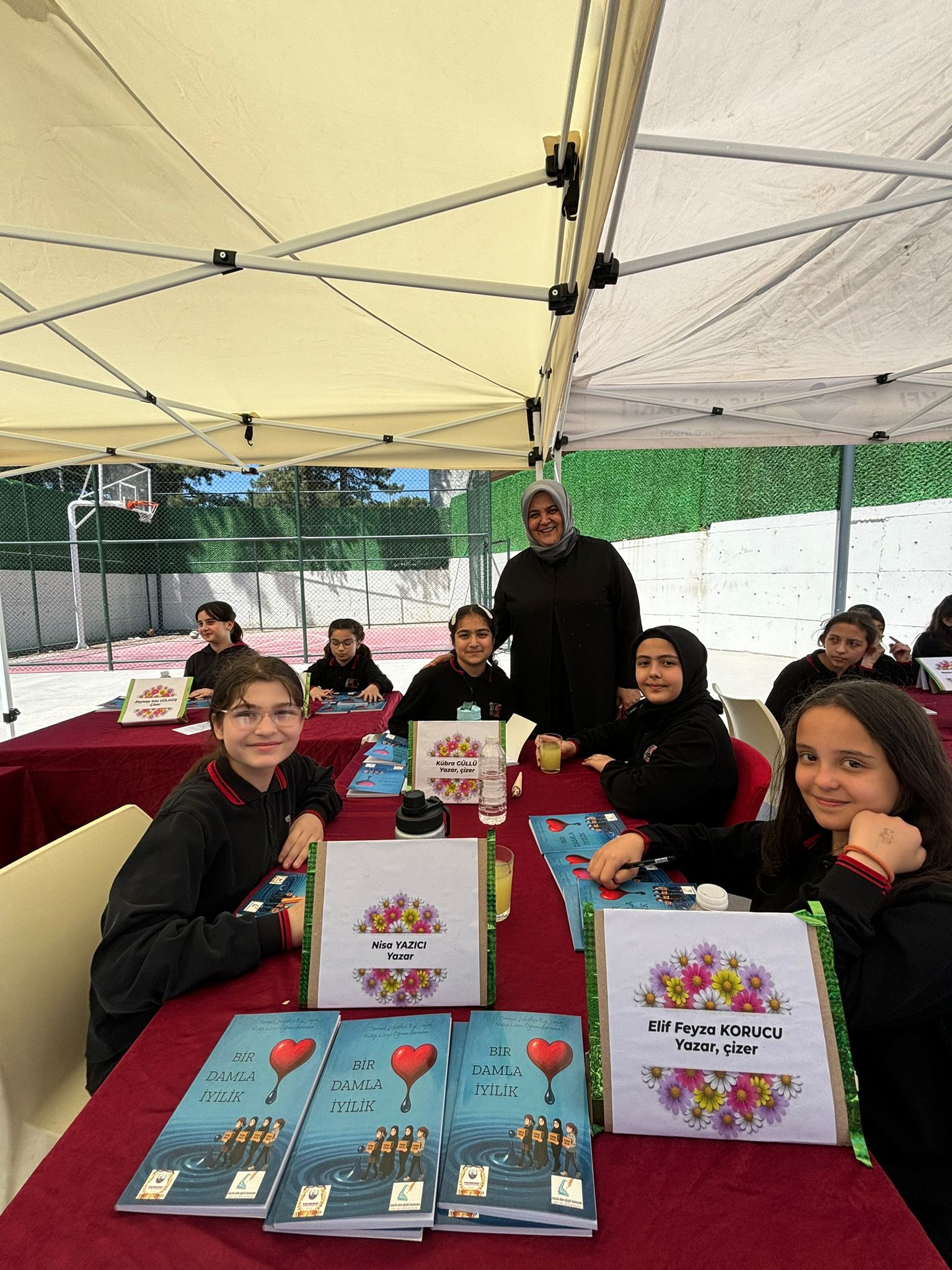 Minik Kalemlerden Büyük Mesaj: "Bir Damla İyilik" Okuyucularla Buluştu