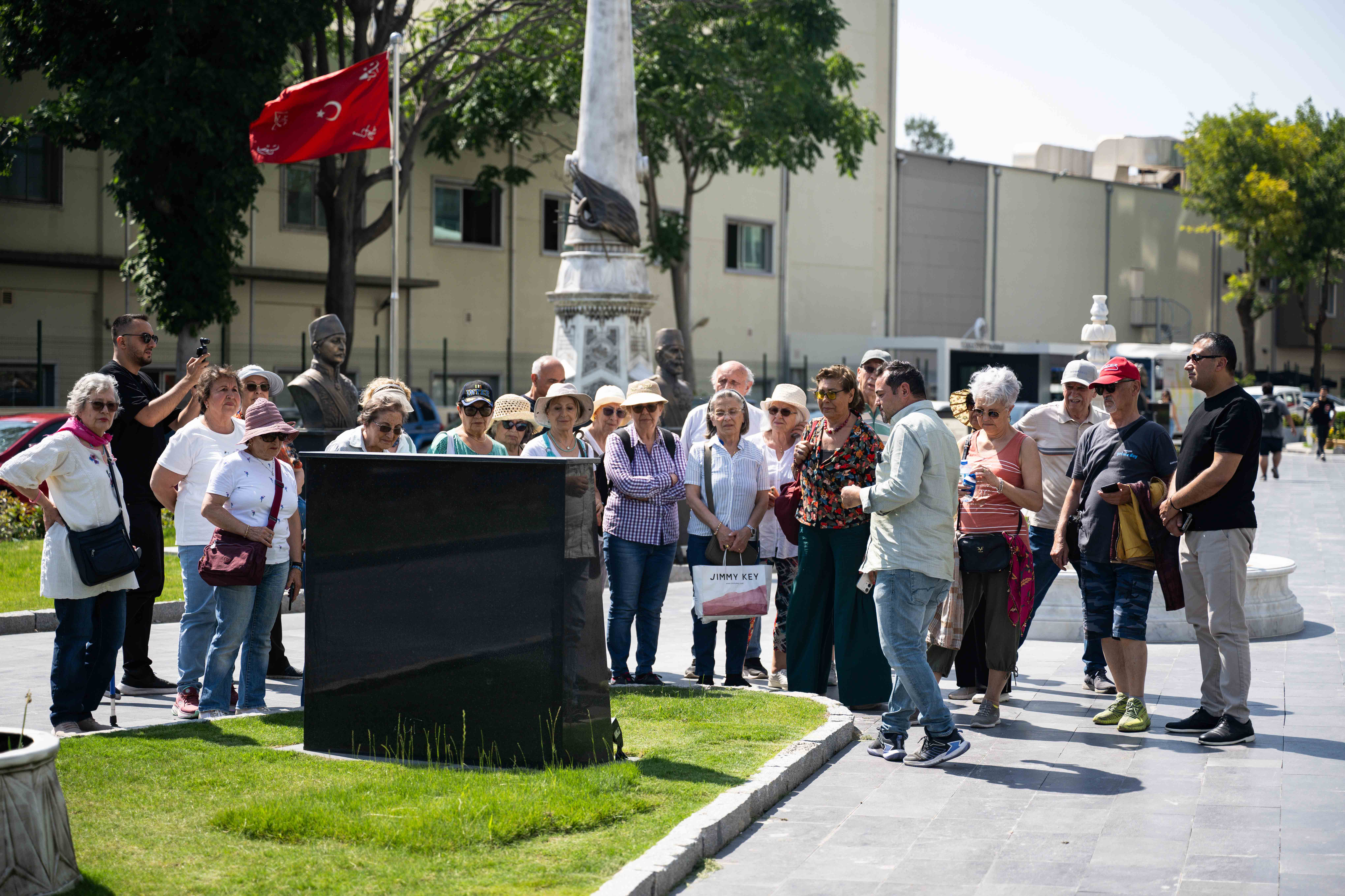 Bornova’da çınarlar için tarih ve doğa gezisi