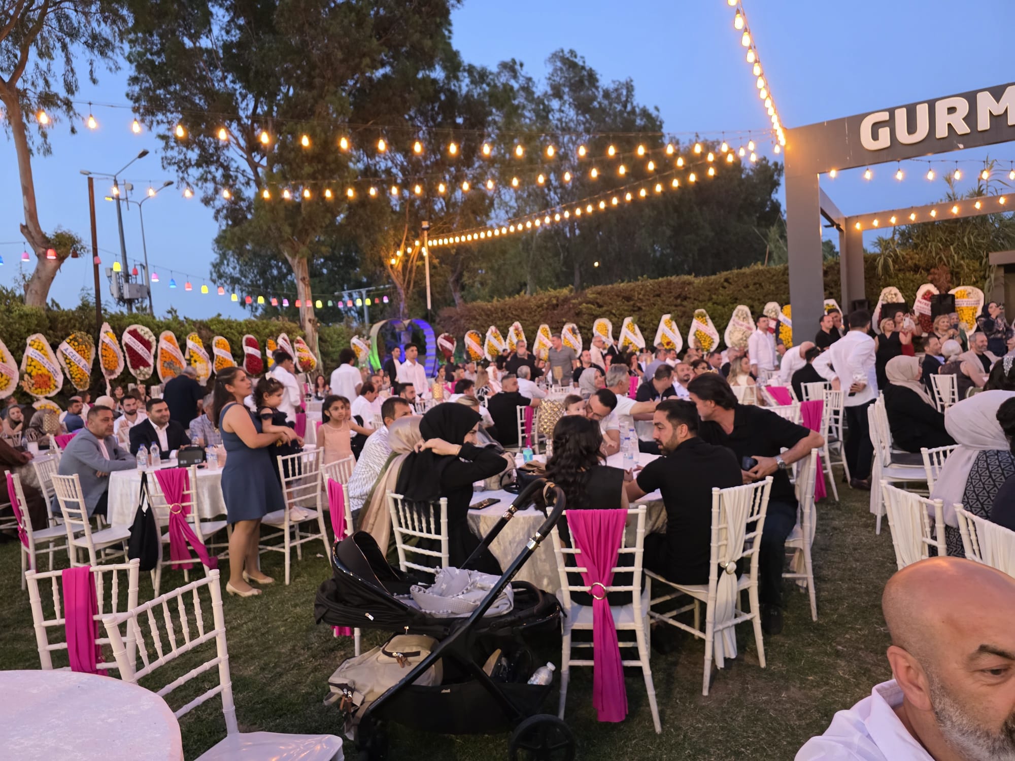 Alptekin ve Dündar Ailelerinin mutlu günü: Gülten ve Furkan Dünyaevine Girdi