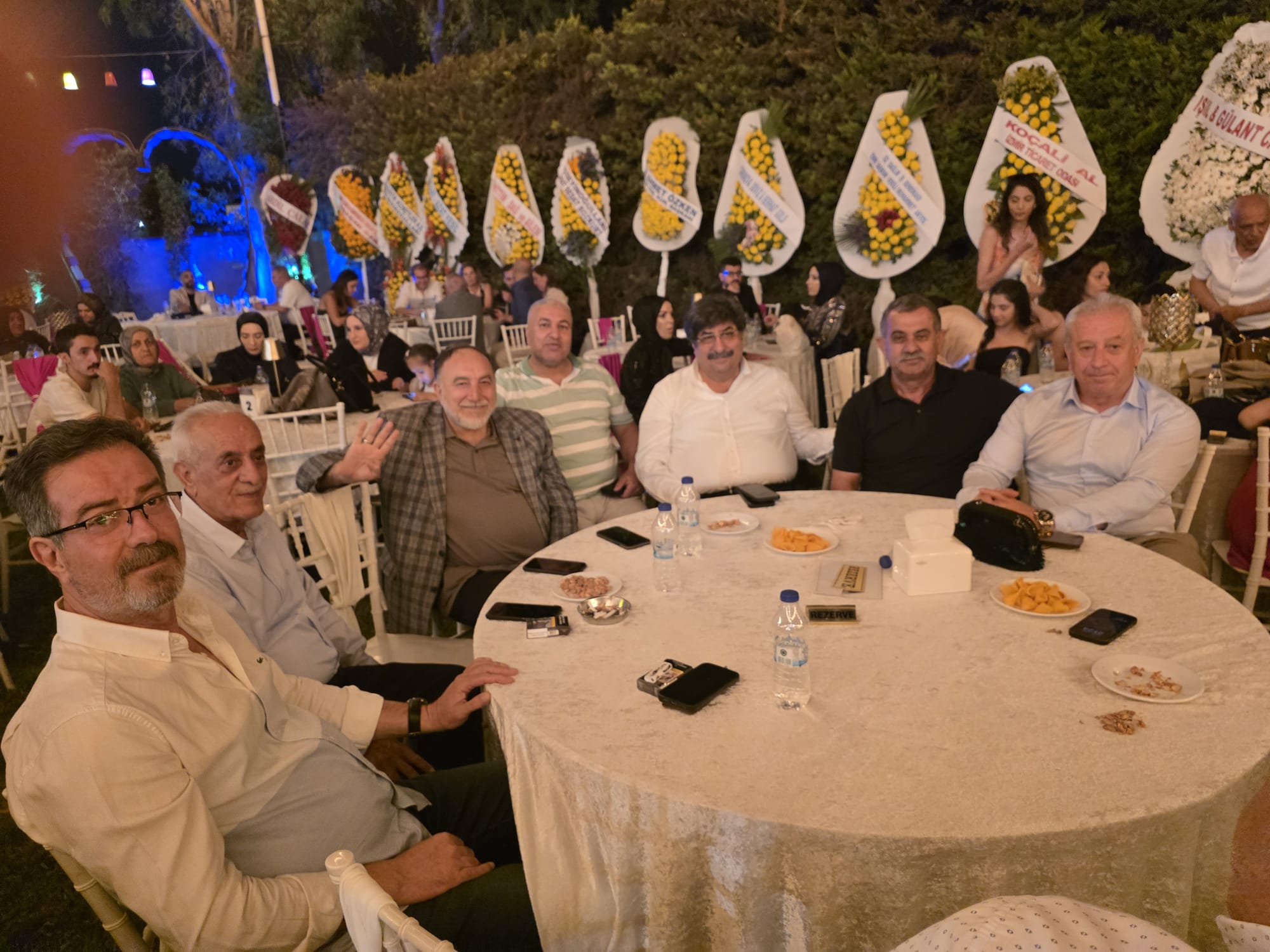 Alptekin ve Dündar Ailelerinin mutlu günü: Gülten ve Furkan Dünyaevine Girdi