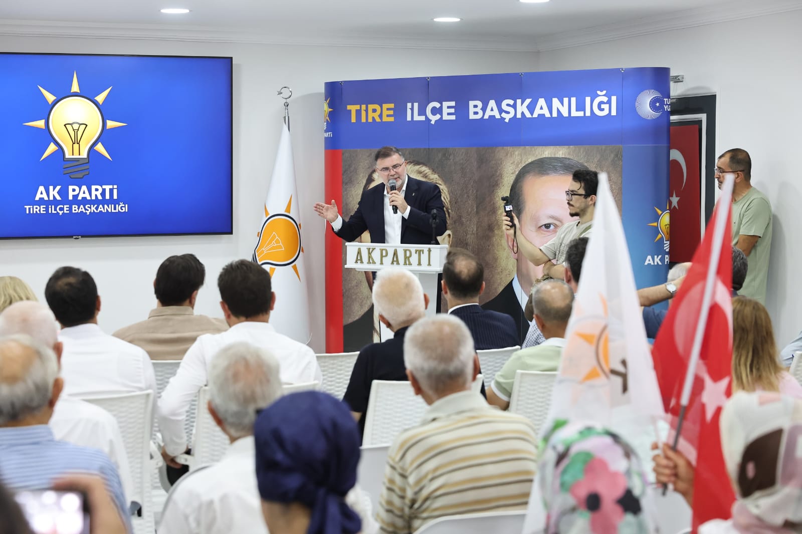 Başkan Bilal Saygılı Tire’den konuştu! ‘’Biz laf üretmeyiz; biz eser üretiriz, çözüm üretiriz’’