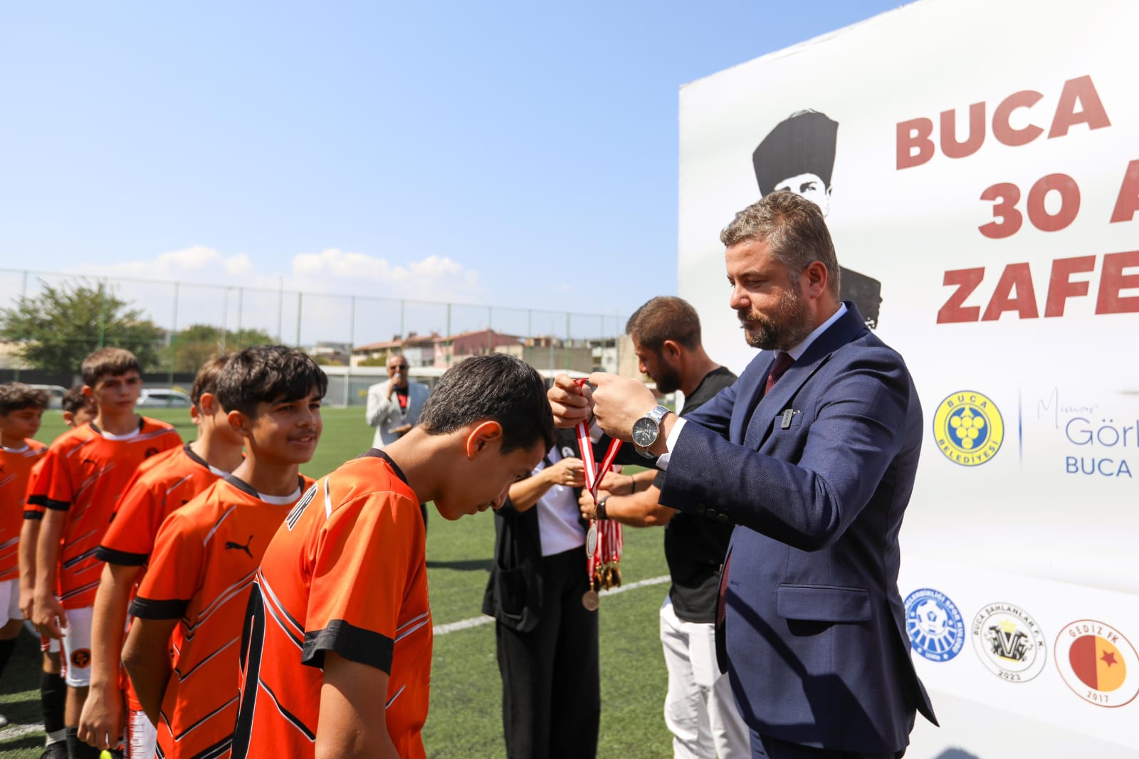 BUCA'DA ZAFER KUPASI HEYECANI BAŞLIYOR