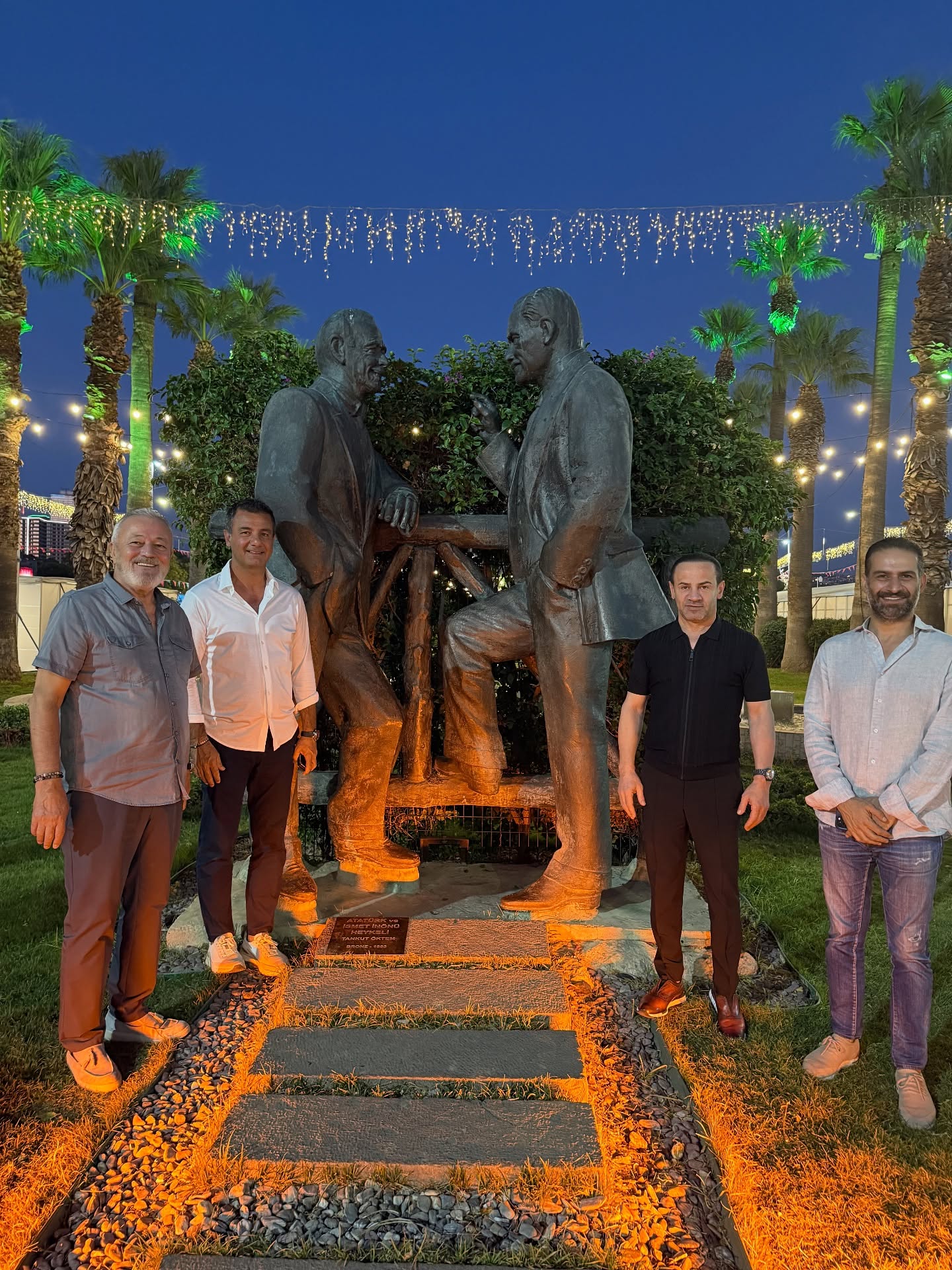 Mesut Sancak: İzmir Fuarı'nın canlılığı gurur verici