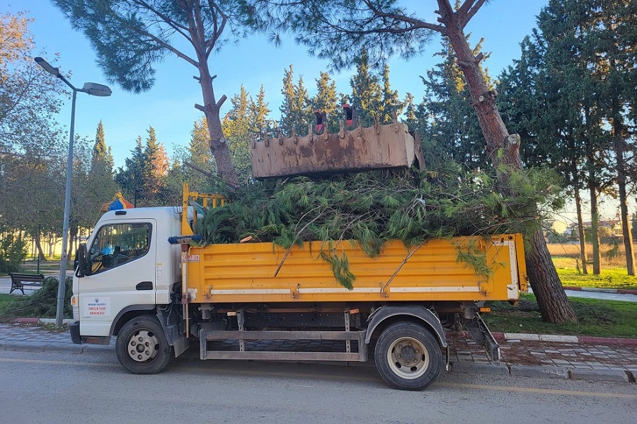 Menderes’te Atıklar Toplanıyor