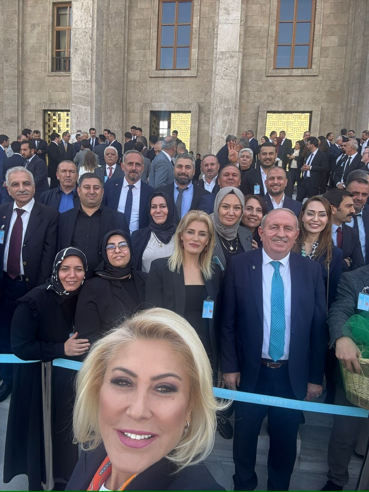 AK Parti Karabağlar teşkilatından Ankara çıkarması