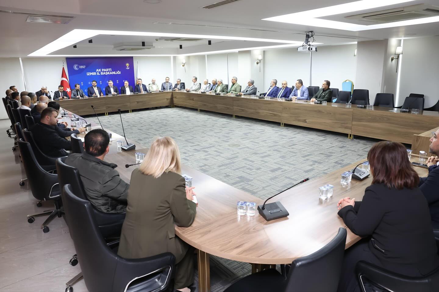 AK Parti Mardin İl Başkanı Mehmet Uncu’dan İzmir ziyareti: Birlik ve kardeşlik vurgusu