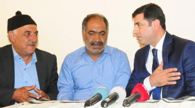 Demirtaş’tan şehit askerin ailesine taziye ziyareti