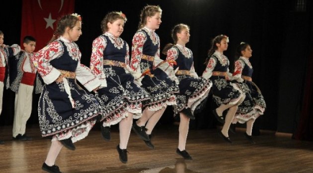 Dünya Çocukları Karşıyaka'da Buluşacak