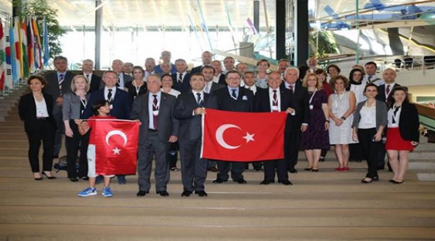 Dünya Selçuk için birleşti