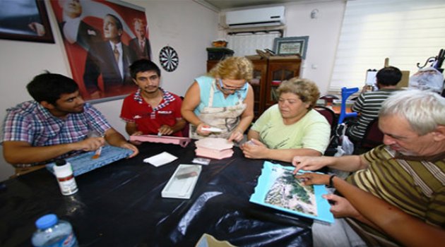 Engelliler Hem Meslek Hem de İş Sahibi Oluyor