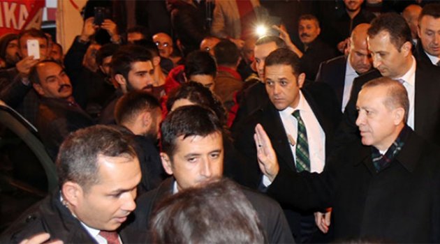 Erdoğan,Taziye Evinde Kendisini Alkışlayanları Uyardı
