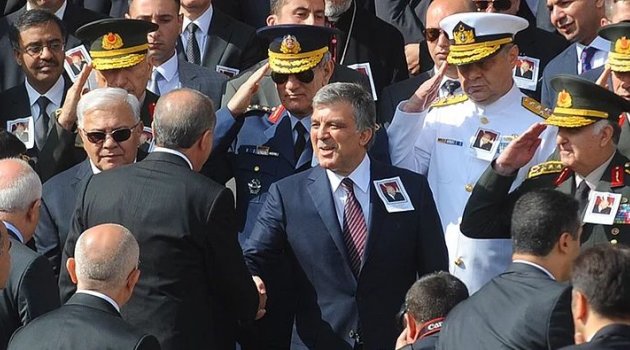 Erdoğan ve Gül'den sürpriz görüşme