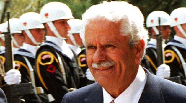 Eski bakandan yıllar sonra PKK itirafı