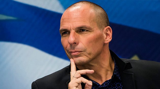 Eski Maliye Bakanı Varufakis: Bize tuzak kuruldu