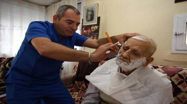 Evde Bayram hazırlığı