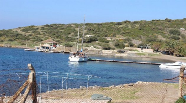 Foça&#039;da Jandarma Ekipleri Kuş Uçurtmuyor