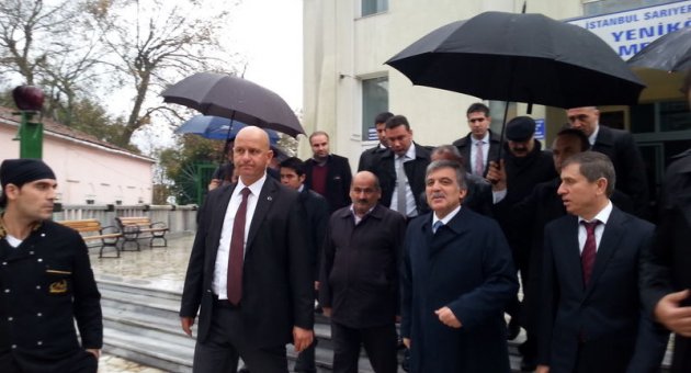 Gül'den peşmerge sorusuna cevap: Seyrediyorum şimdilik