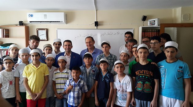 İbrahim Turhan'dan Kuran Hizmet Derneğine Ziyaret