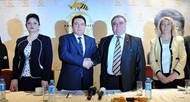 İki partiden birleşme kararı