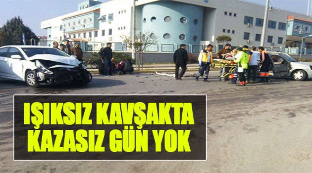 Işıksız Kavşakta Kazasız Gün Yok
