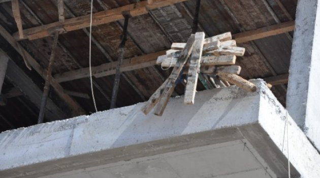 İskele Çöktü İşçi Öldü