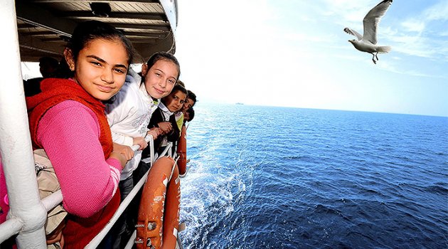 İzmir Körfezi Mercek Altında